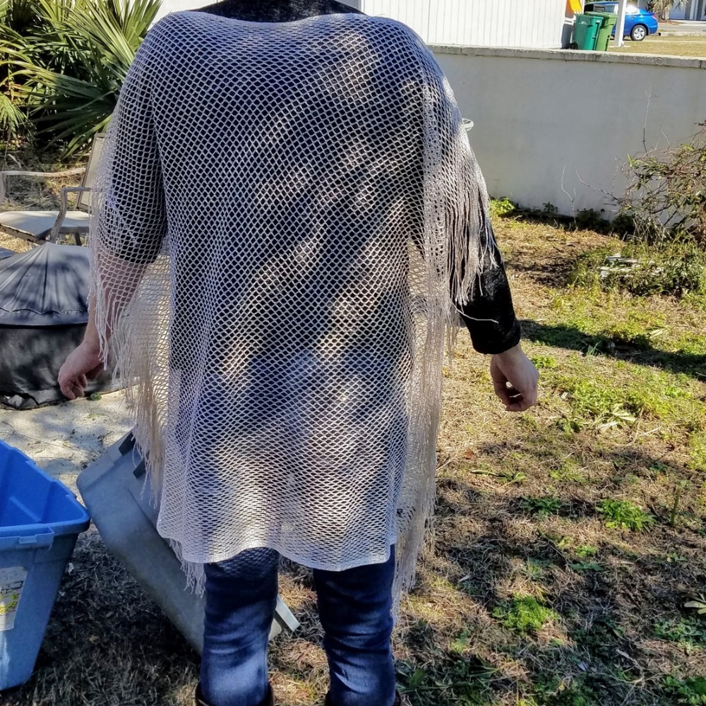 Shawl - Picture 5 of 6
